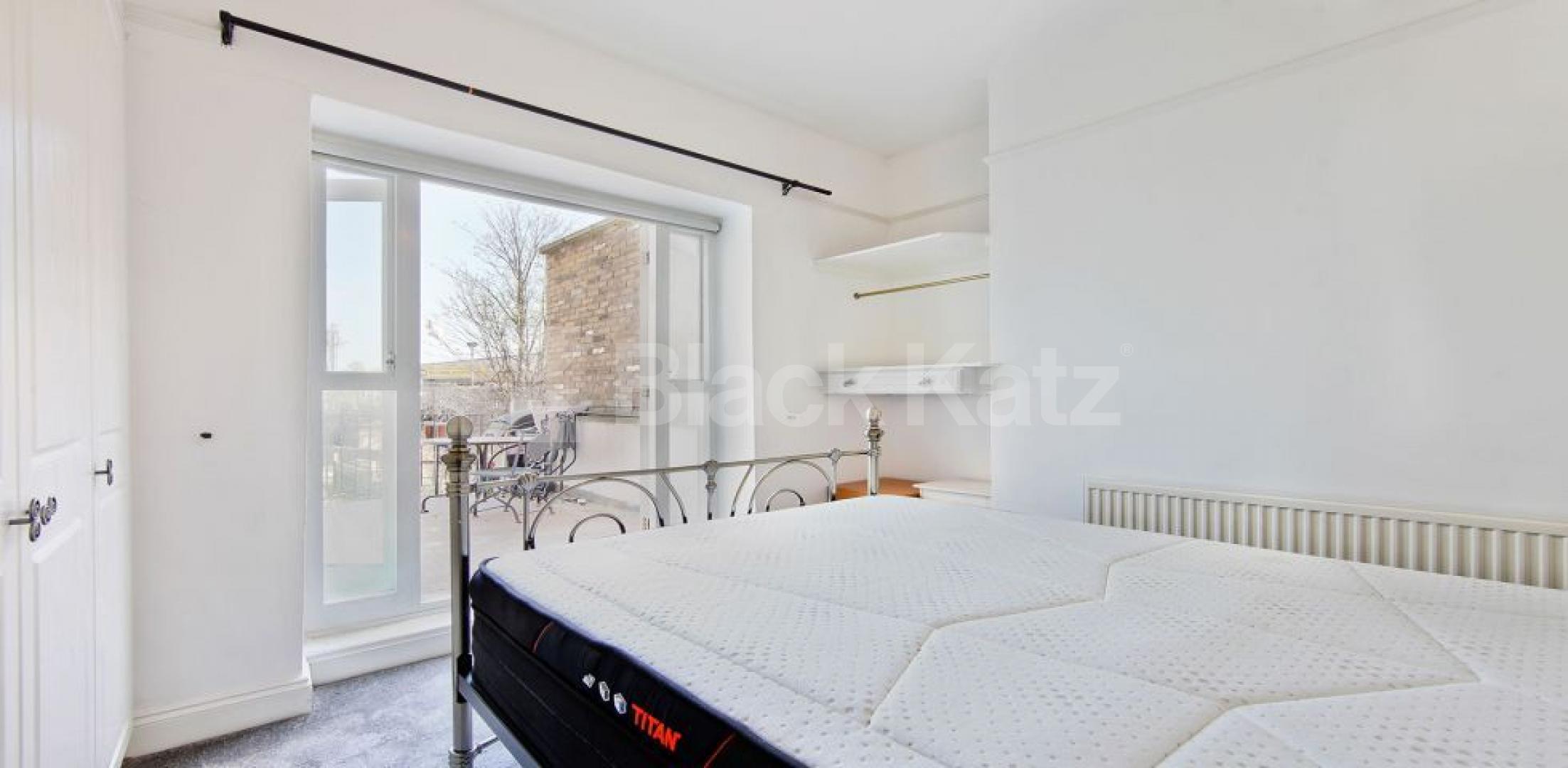 			NEW INSTRUCTION , 1 Bedroom, 1 bath, 1 reception Apartment			 Old Kent Road, Peckham/ South Bermondsey